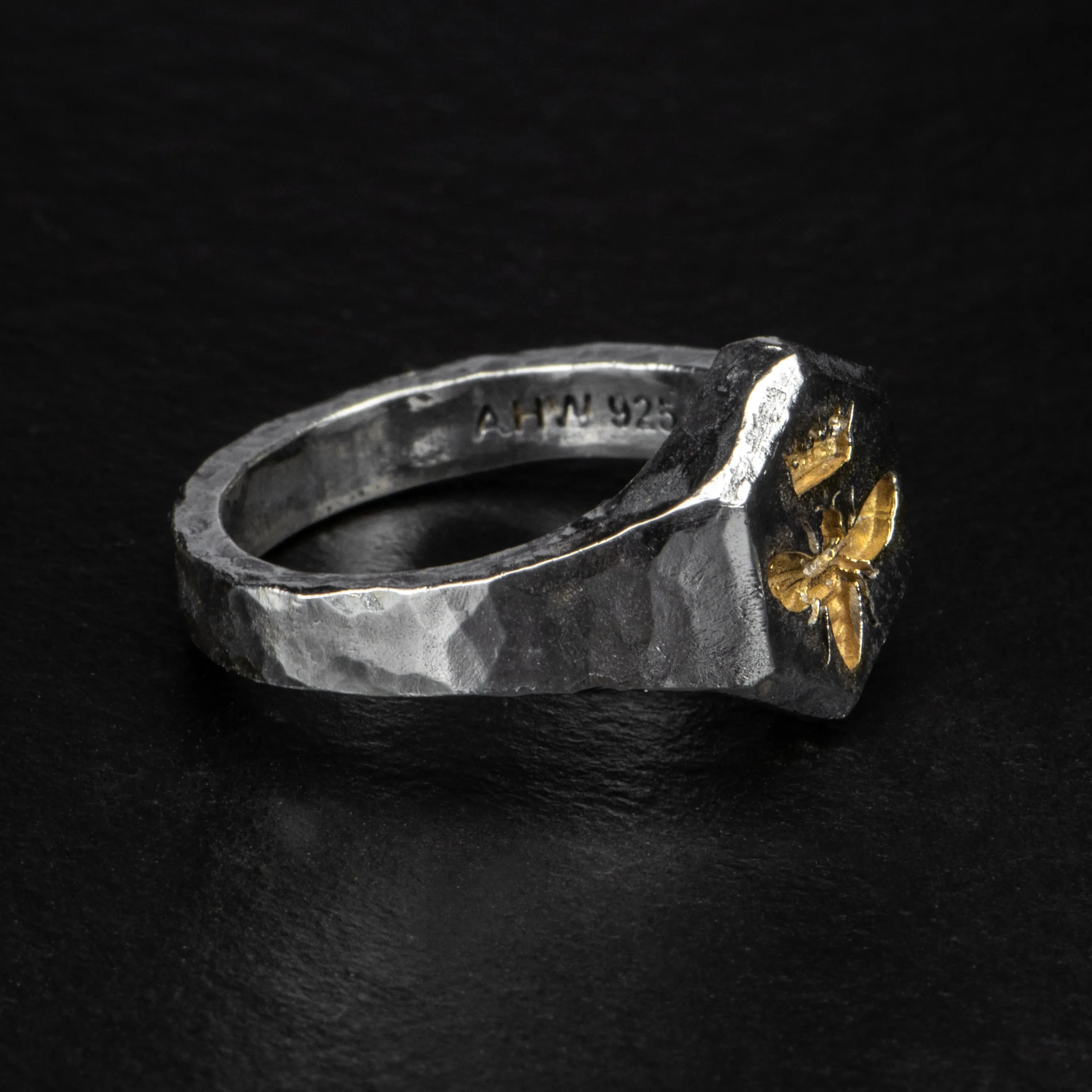 Bee Ring - AUGUST