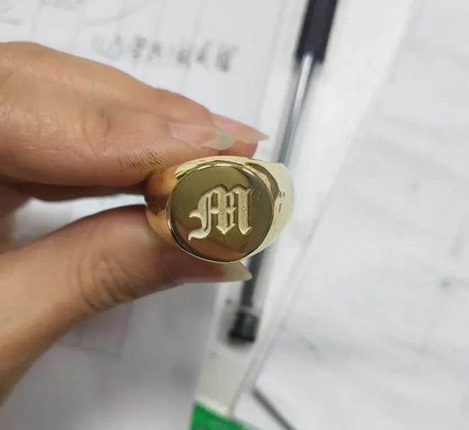 Personalized Engraved Ring - Custom Mens Signet Ring Women Name Ring Engraving From Photo Family Fathers Day Gift Boyfriend Husband Dad
